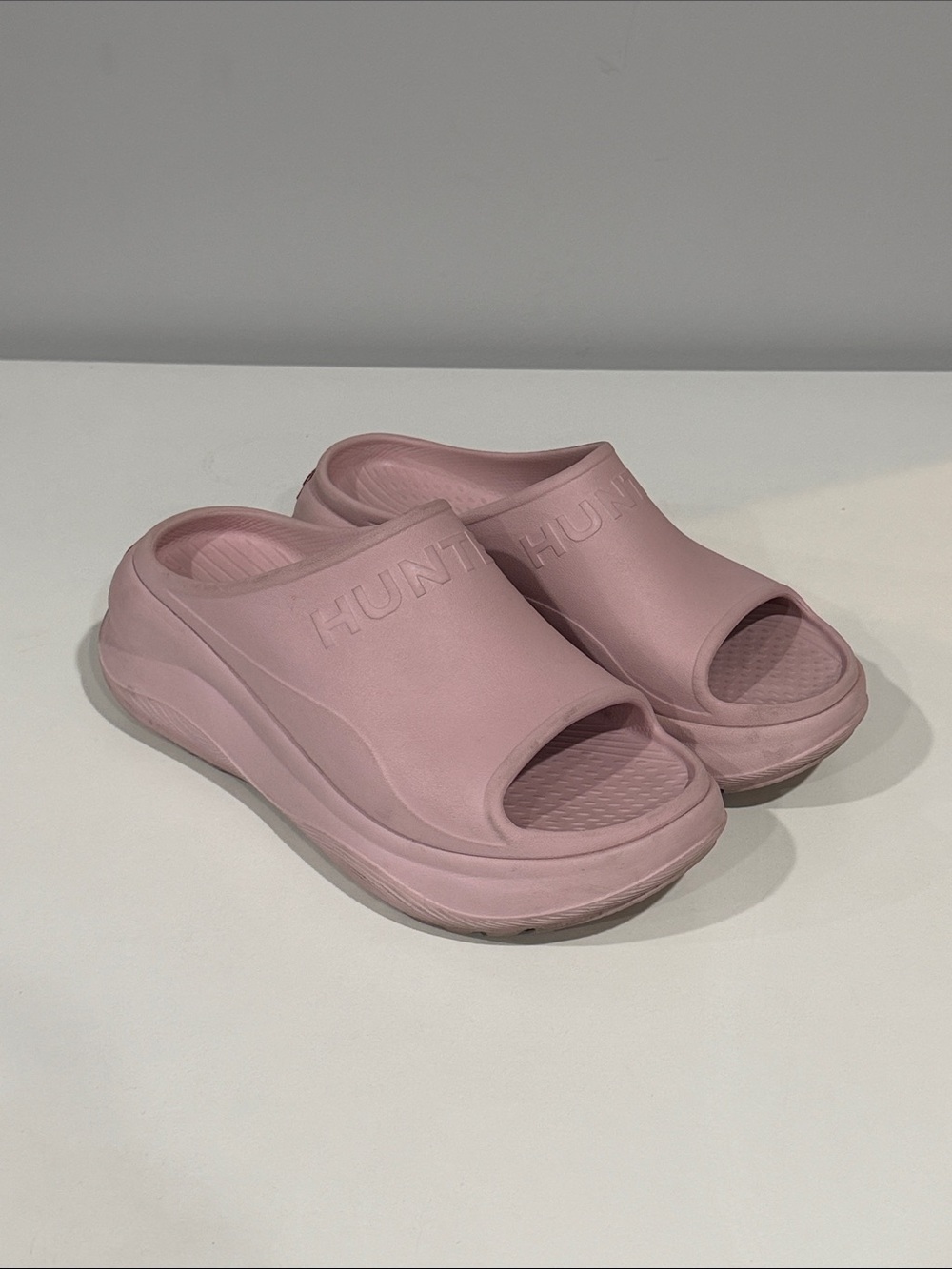 Hunter Women's Pale Pink Slide Sandals